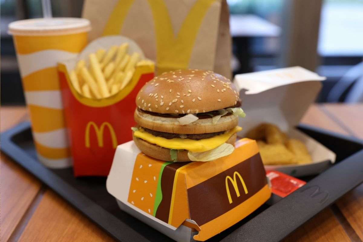 Classico menù nel fast food McDonald's