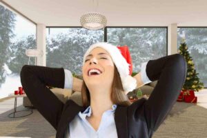 Ragazza con cappello di Natale